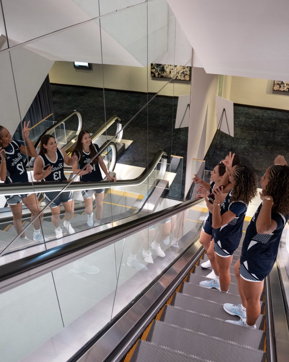 ButlerUWBB's tweet photo. Media Day moments 🤩 https://t.co/ey1fAZWVIH