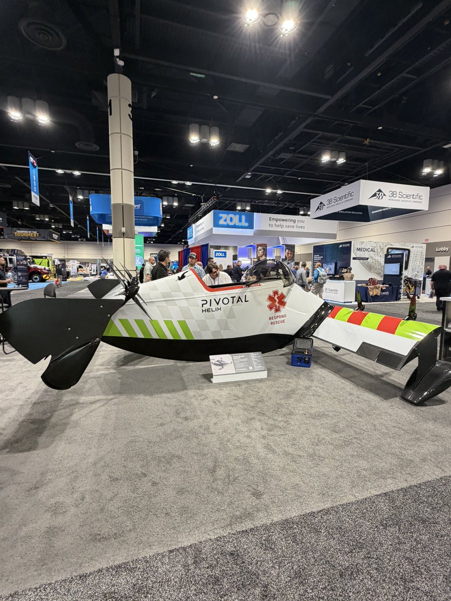 SmoooveLife's tweet photo. @Doroniaero At the Orlando convention center right now for an EMS expo! https://t.co/dzRkHMSo37