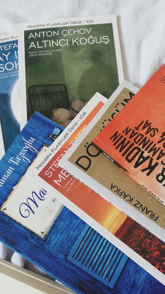 ericabi_5vxe's tweet photo. Yeni reels📚...... #kitapheryerde #kitaplar #kitapokuyorum #kitaptavsiyesi #keşfet https://t.co/eKIWB0rFsf