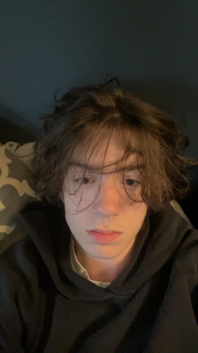 renrenren900k's tweet photo. if you've ever wanted to see whats under there you should go check out my bio :3 (its free again) https://t.co/Py1fRn8T7R