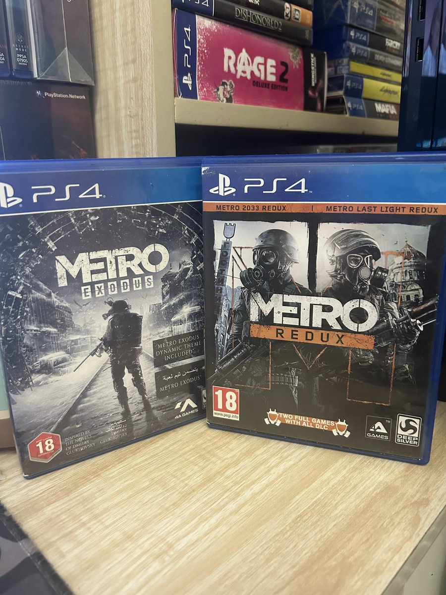 Wojak_10's tweet photo. الكل لازم يلعبها 
من افضل السلاسل والله و بينزل لها جزء جديد السنه الجايه metro 2039 
Metro exodus العب نسخه ps5 لن نسخه ps4 زي الزق https://t.co/Y5LJF6bQYp