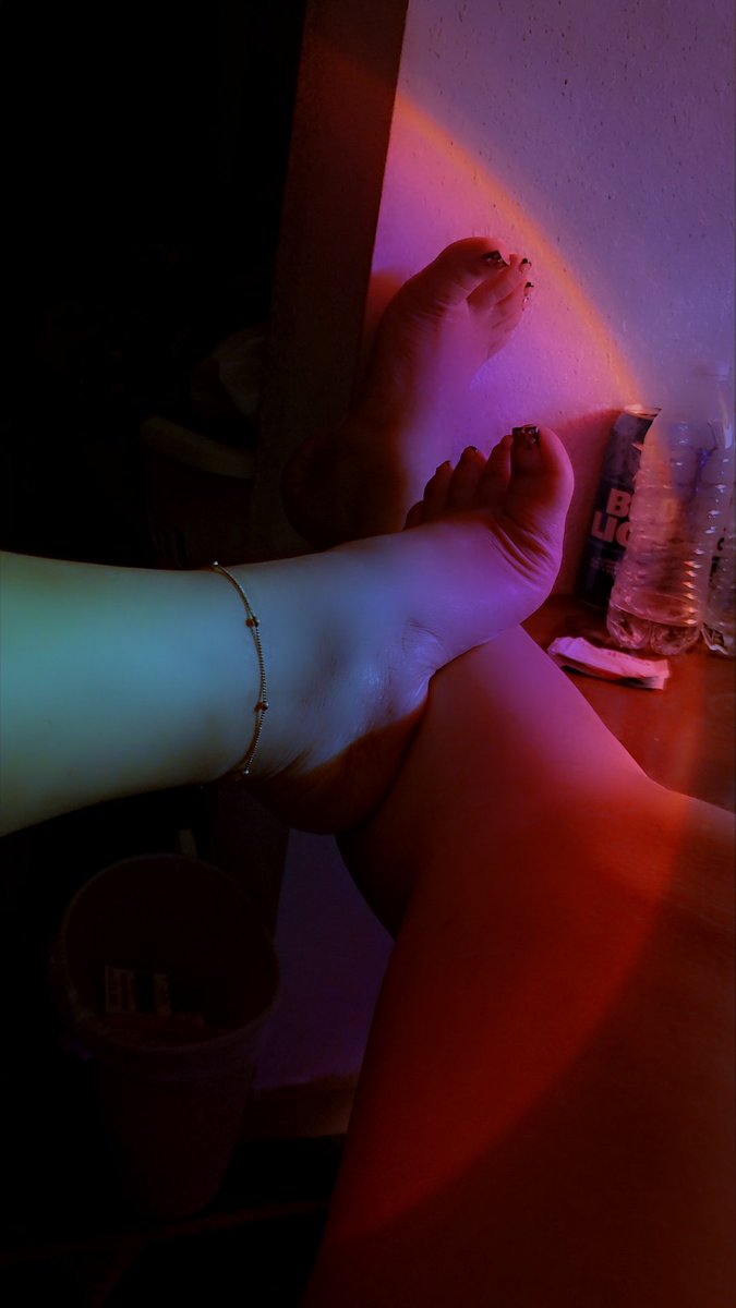 loza35326700's tweet photo. Me los besas? 💋 https://t.co/yhjCCxnhaH
