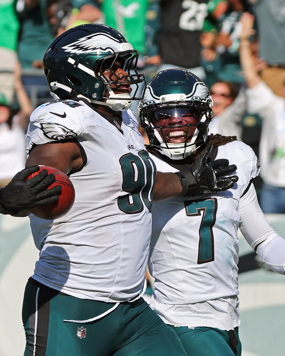 LFFStadium's tweet photo. Last year against the Rams…👀 https://t.co/z156wdAwmJ