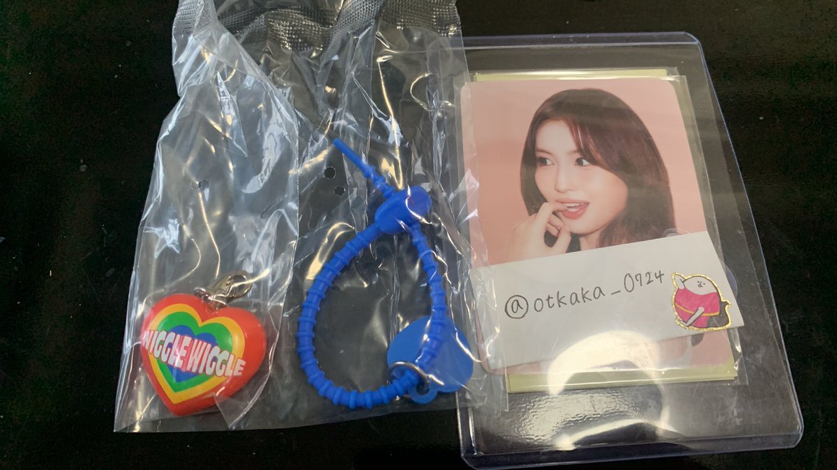 otkaka_0724's tweet photo. 【交換】wiggle wiggle カラフルマルチチャーム

【譲】6
【求】2

郵送のみ📮
お気軽にお声掛けください🙇🏻‍♂️ https://t.co/gi7ccyq7LF