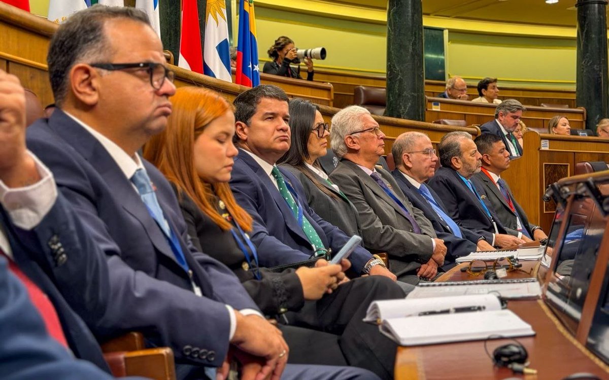 entrecomunesve's tweet photo. #EnFotos | 🇻🇪Venezuela presente en el XII Foro Parlamentario Iberoamericano en España

#1Oct https://t.co/ubmOKDZkzh