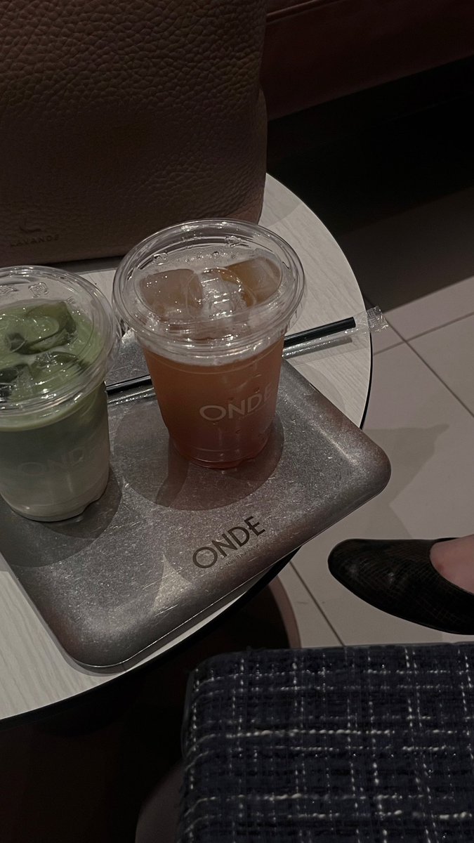 o1ixc's tweet photo. My favorite weather, my favorite place
🌧️🍵💌 https://t.co/CwHAszGGVf