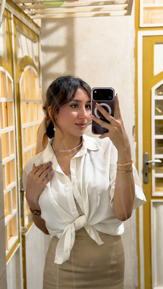 Tintinaberi's tweet photo. امشب🥰🤣 https://t.co/uv7qnxzf18