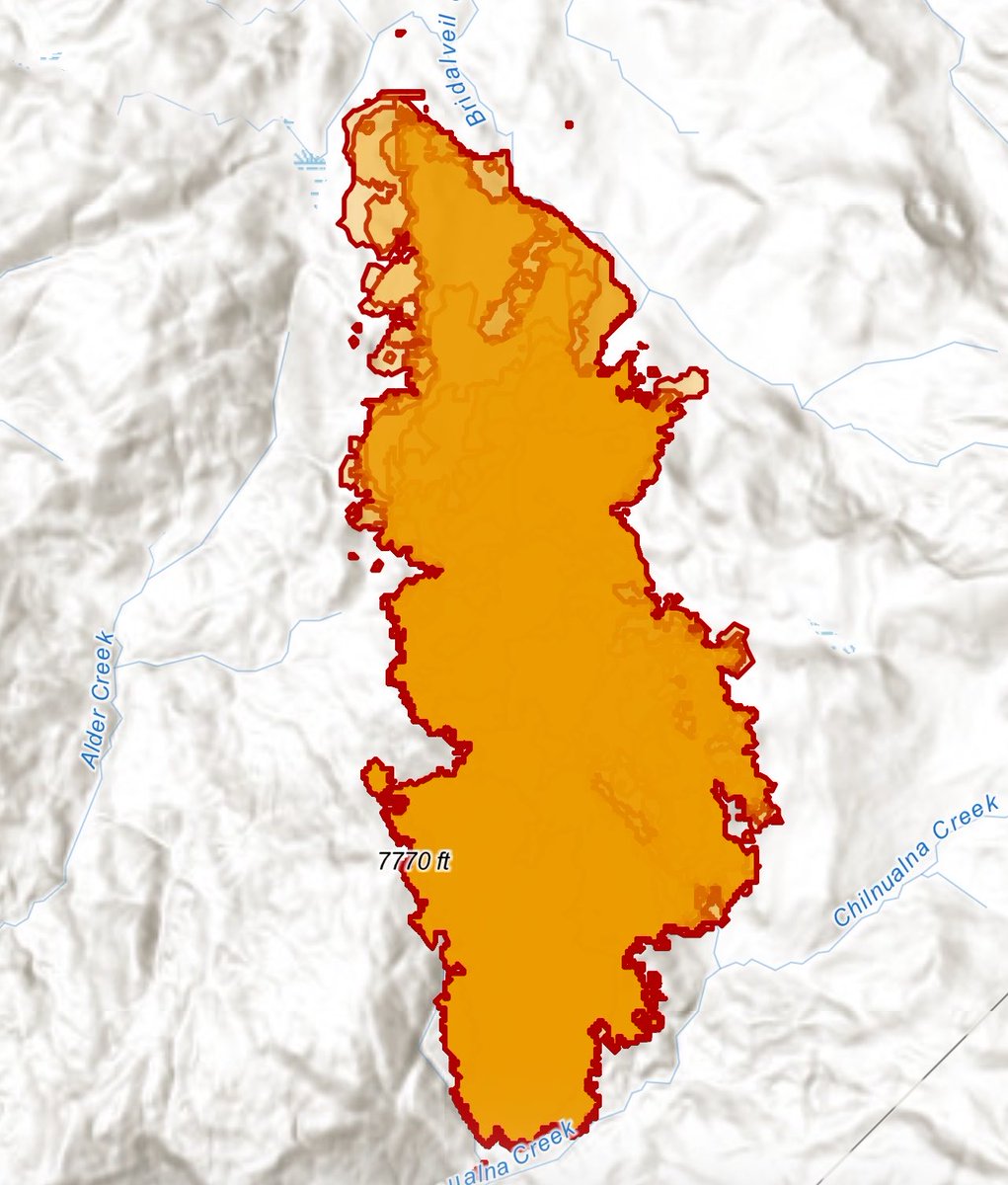 DanielFireTruck's tweet photo. #DomeFire The Fire is notably putting up a big plume on the cams right now.

And it was mapped at 5,855 acres earlier this morning, with currently 40% Containment, Helicopters continue to be utilized. https://t.co/NhMGDRsRT8