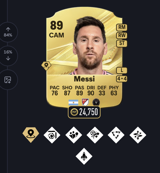 TripleBsFC's tweet photo. @FireWaf @OskarBVB09 @kianchels the ronaldo and messi in question vs the ronaldo and messi in question https://t.co/00e2JWrjGt