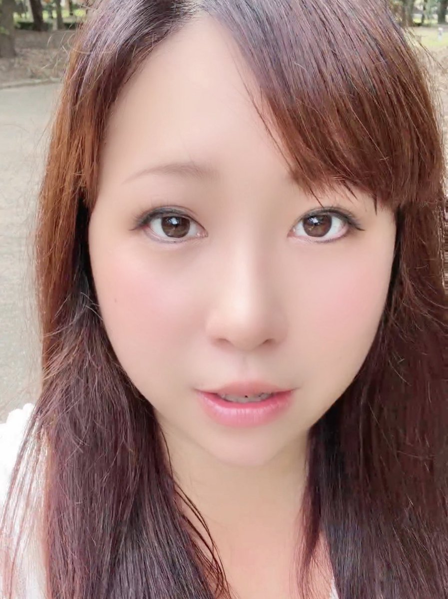 ShibaMokoko's tweet photo. おはようございます！

朝から汗だく女です！！！
髪の毛ボサボサです！！！！！ https://t.co/MLKiikRxaE