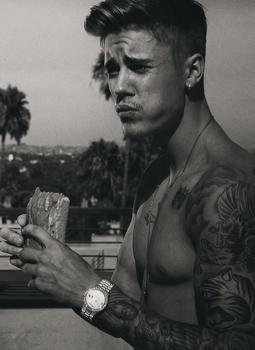 thebestofbizzle's tweet photo. justin by stevengomillion 📸 https://t.co/uQi3fZe1Ef