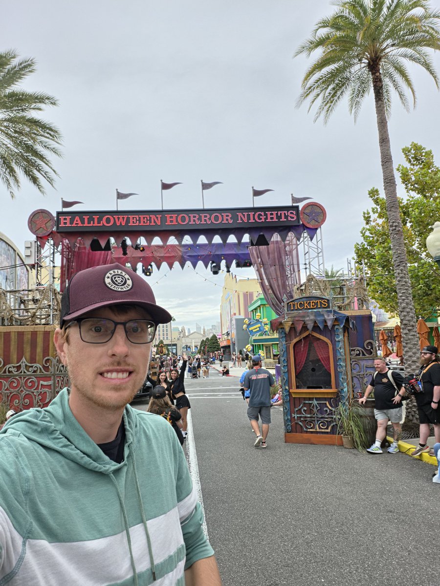 nilwxreports's tweet photo. It's time! HHN35 https://t.co/A0egteEjl3