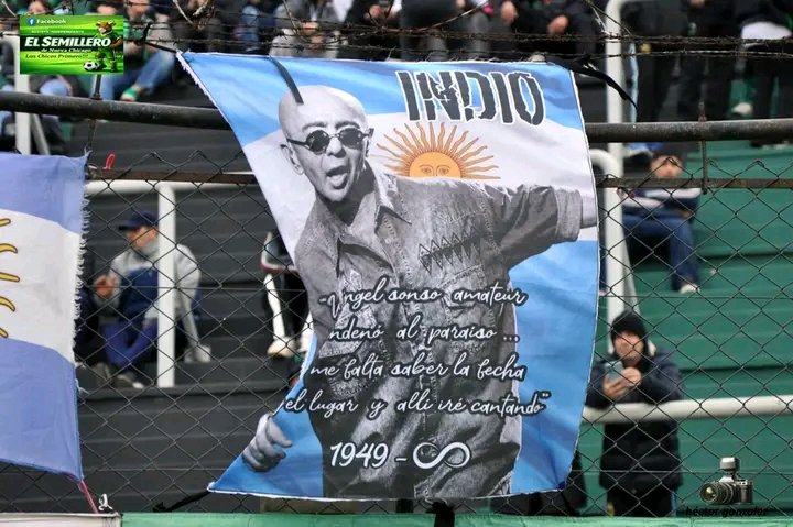 Belzenobio's tweet photo. #Oktubre #IndioSolari #NuevaChicago #Mataderos #Banderas https://t.co/ikrKVGED88
