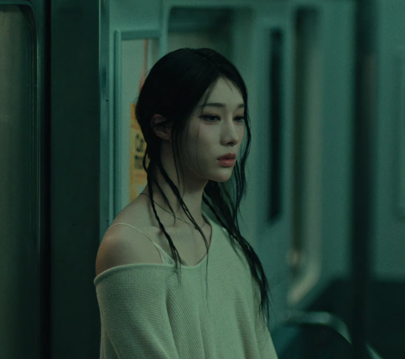 ruislay's tweet photo. casual femme rui has my entire heart https://t.co/mjh7DEFSPi