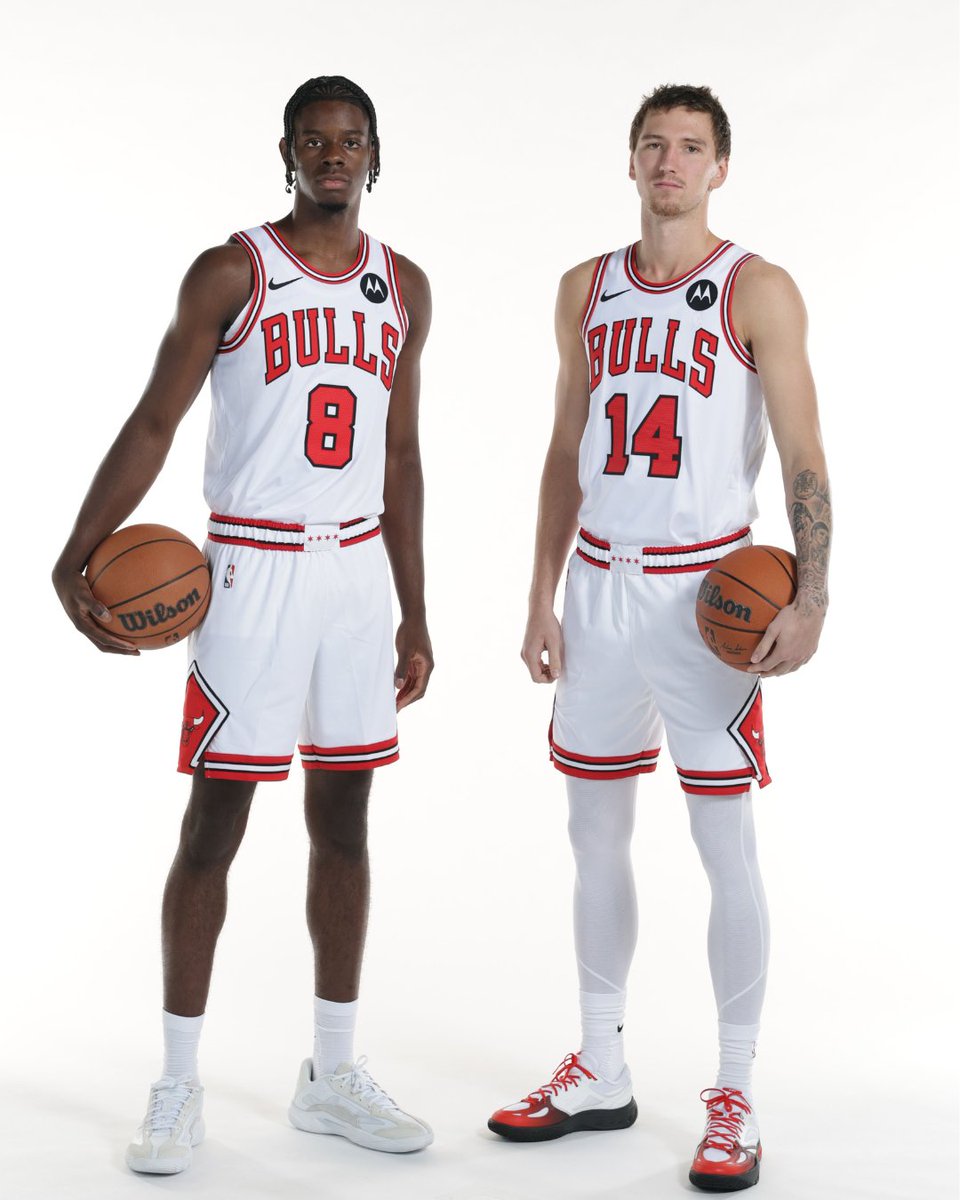 SLAMonline's tweet photo. It's about to get Windy https://t.co/5dEeuoNlkH
