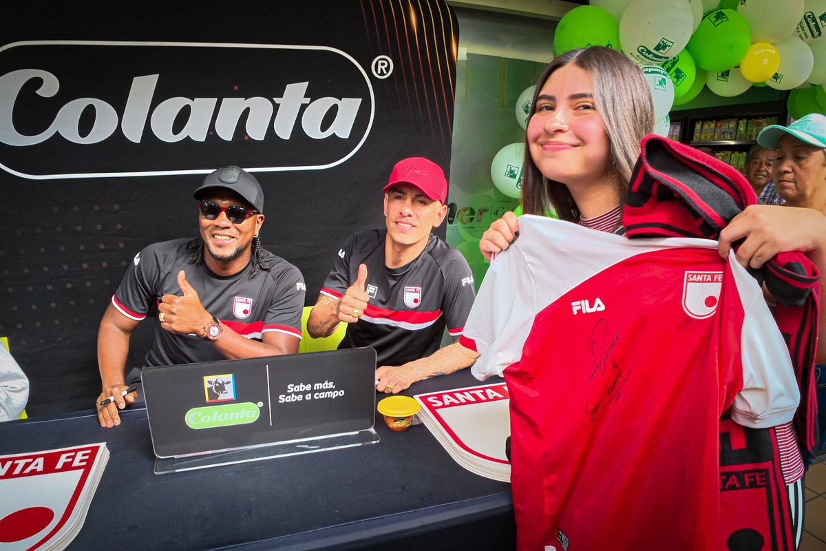 SantaFe's tweet photo. ¡Leones y Leonas 🦁! 

Hasta las 5:00 p.m. estaremos junto a Hugo Rodallega y Turro Olivera en la firma de autógrafos en Mercolanta de Chía 🇮🇩

✔️ Para participar en la actividad debes realizar compras desde $30.000 en productos @ColantaOficial https://t.co/Qwcci7Iqo8