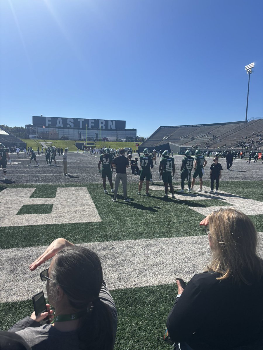 NateJavins's tweet photo. Had a great time at Eastern Michigan on Saturday. Thanks @AlanHensell and @Coach_Creighton for inviting me. https://t.co/Cwb0Gk6XGh