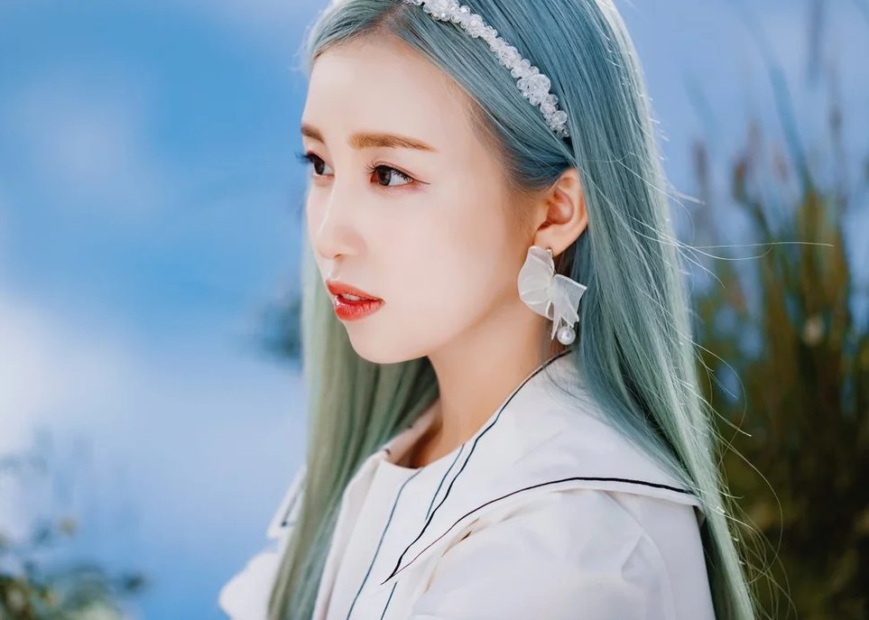 _taze_offcl's tweet photo. ᴛᴀᴢᴇ - Rasp (@itzywooah) Concept Photo 🌱🫧  
#TAZE_DEBUT #테이즈 #RASP #라습 https://t.co/nYqcRz9xcK