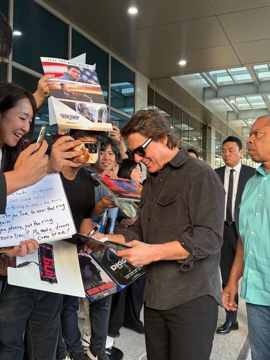 WBPicturesLatam's tweet photo. DIGGER pasó por Corea. Aquí quedaron las pruebas. 🇰🇷
#DiggerPelicula YA EN CINES. https://t.co/ia629blp5A