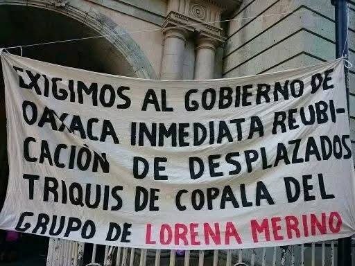 LorenaMerinoM_'s tweet photo. Los desplazados #triquis de Copala no necesitan discursos: necesitan reubicación, vivienda y una solución definitiva. Llevan más de #16años esperando y @salomonj no ha movido un solo dedo para resolverlo. @CIDH @chiaraUNHCR @Claudiashein @AcnurMexico @ECHO_LatAm @ONUMX #Oaxaca https://t.co/KdwocsFuEL