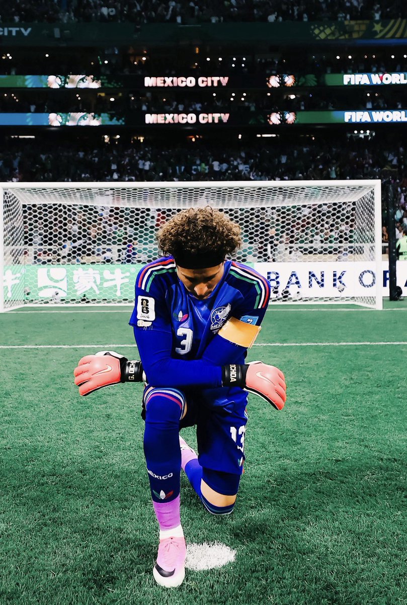 AllFutbolMX's tweet photo. 🚨🤯 BREAKING: Guillermo Ochoa will be honored before the Mexico vs. Chile match on Tuesday at the LA Memorial Coliseum. 🏟️👏🏼

50,000 tickets have already been sold.

A tribute worthy of the legacy of a goalkeeper who participated in SIX World Cups. 🧤❤️ https://t.co/5h0FALjq48