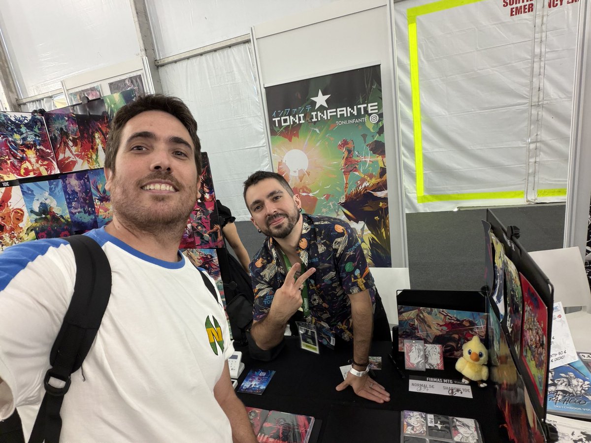 RpgSpain's tweet photo. No podía faltar fotito con el gran @toni_infante. 

Por fin he podido darle las gracias en persona por el cartelazo que nos ha hecho para @JapanSoundQuest 😍😍😍 https://t.co/bNUs3hYNm9
