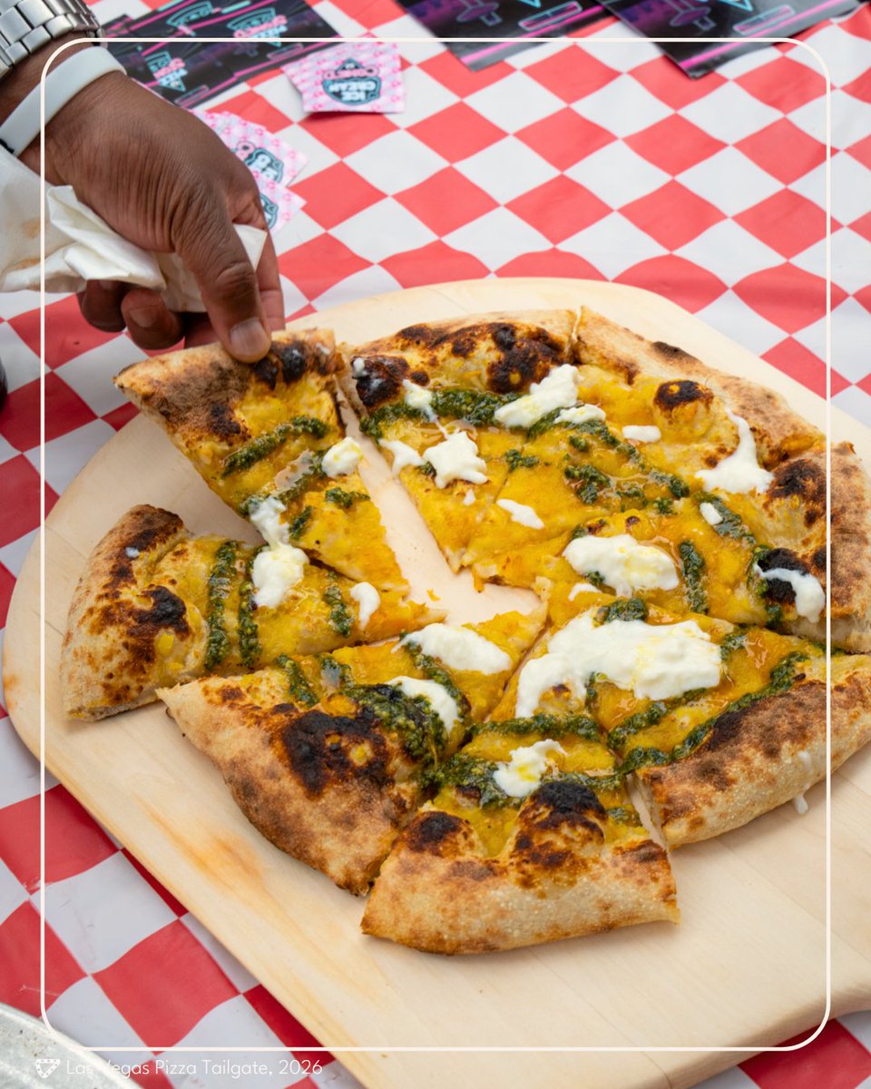 SliceOutHunger's tweet photo. October is National Pizza Month🎉🍕 What tasty slice of #Pizza4Good are you celebrating with? 

We're celebrating every slice, from the classic New York to the hearty Chicago, because every pie can make an impact in the fight against hunger! Learn how: https://t.co/vuBeVuxxwS https://t.co/mb4TZn0rN9