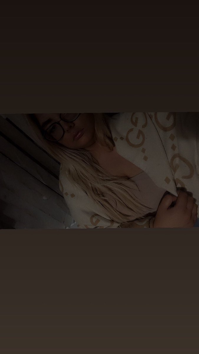 yourfavlass's tweet photo. You know you’re worth it…🤍 https://t.co/viTHd10Ov4