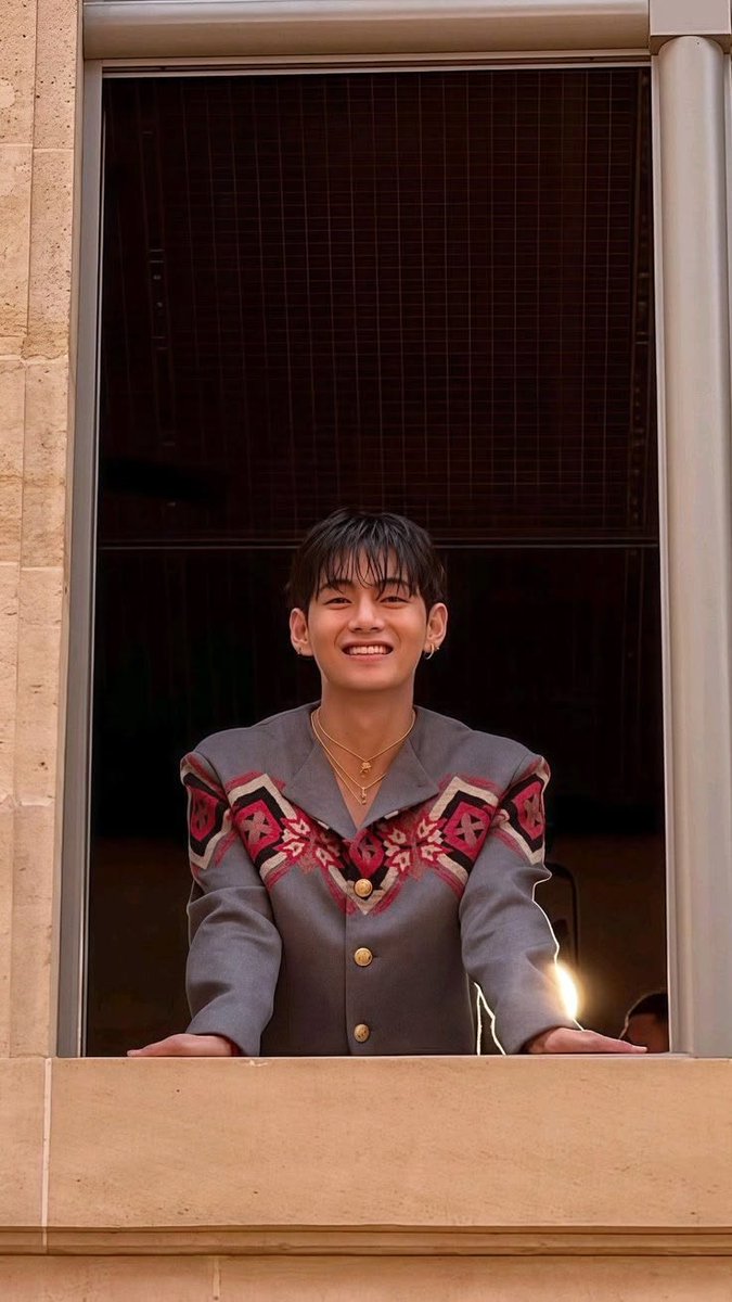PoisonousAzark's tweet photo. ─   𝓝 ome: Azark Hernandez
─   𝓘 dade: 33
─   𝓝 acionalidade: Italiano
─   𝓔 stado civil: Solteiro
─   𝓒 arreira: Ex Policial. Atualmente: CEO' Cafetería. 
—   𝓢 exualidade: Bissexual. 
—   𝓐 ltura: 1,81

                             '🇮🇹 https://t.co/dy92P7raM4