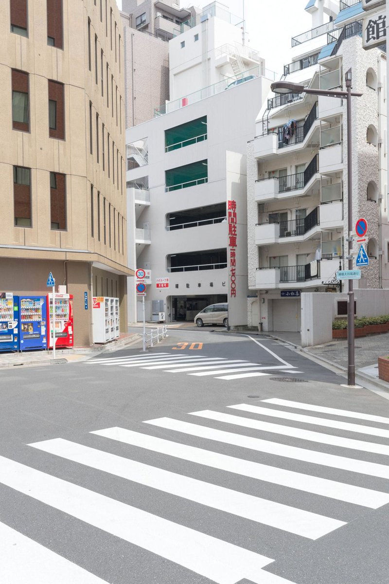 Squally57's tweet photo. 途中からでも生誕行きたくて他の人の倍以上の作業終わらせたのに追加でやらされて帰れなくてゴミ
結局仕事なんて頑張るだけ無駄
始業からトイレこもってたって給料変わらないもん https://t.co/JKnMrBhhFE