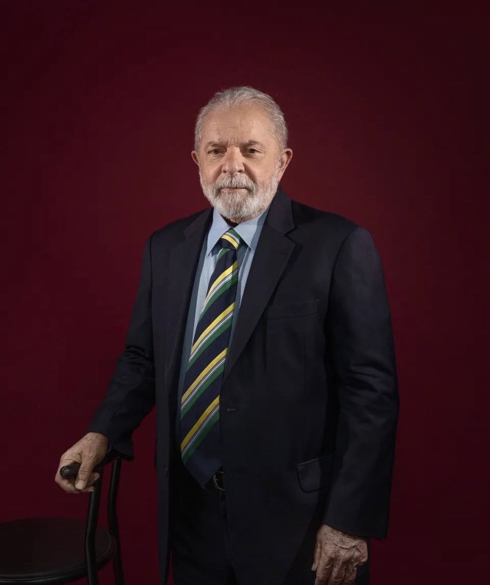 pesquisas_elige's tweet photo. 🚨URGENTE: O DataFolha acabou de mostrar a manutenção da vantagem do Pres. Lula (PT-SP) sobre o Sen. @FlavioBolsonaro (PL-RJ)!

📉🇧🇷Confira os primeiros números!

🥇1º Turno:

🔴Lula (PT-SP): 42% (+2%)
🔵Flávio Bolsonaro (PL-RJ): 38% (+2%) https://t.co/5j5C5qllQy