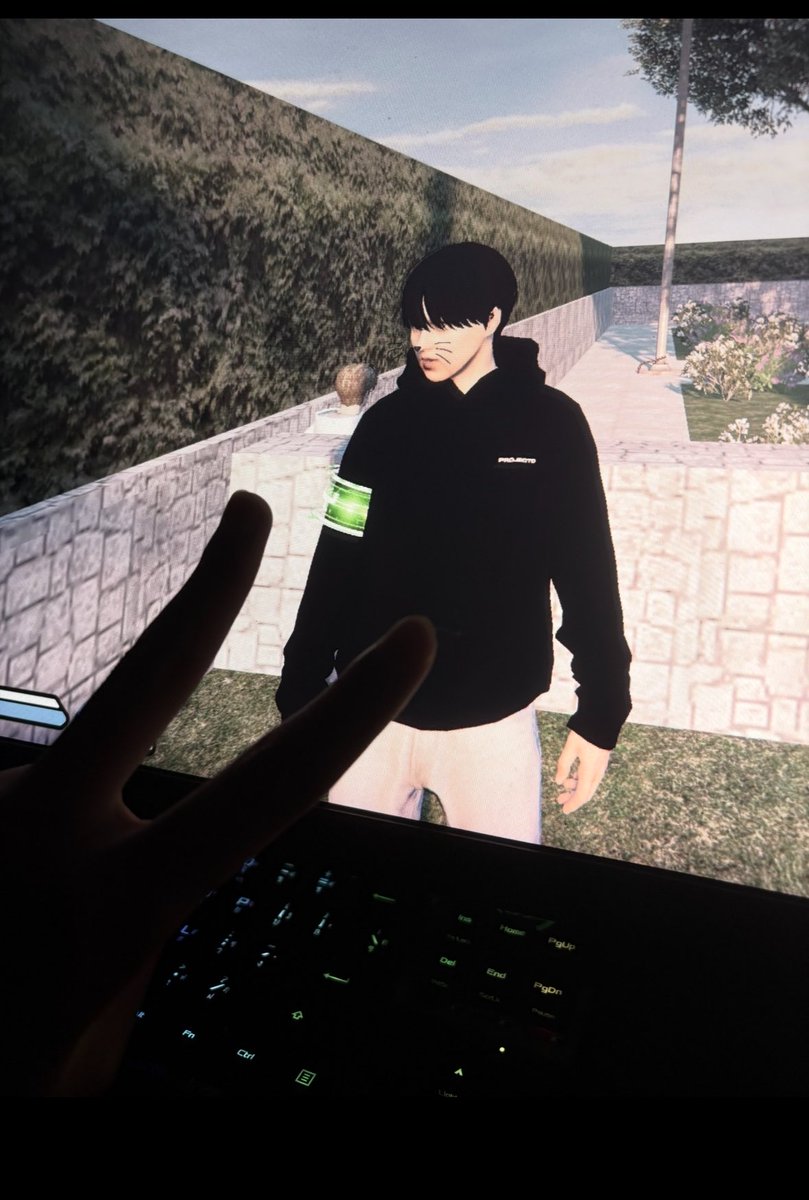 qwosix's tweet photo. 📞  call มาหน่อยยย #fivem #fivem18 https://t.co/Px41LohG4N