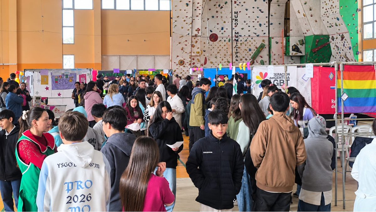 Canal4Esquel's tweet photo. Escuelas e instituciones participan de la Expo-ESI Itinerante en Trevelin.
https://t.co/kCqhWOptdp
#trevelin
#expoesi
#EducaciónSexualIntegral
#Educación https://t.co/maCKwSCjNM