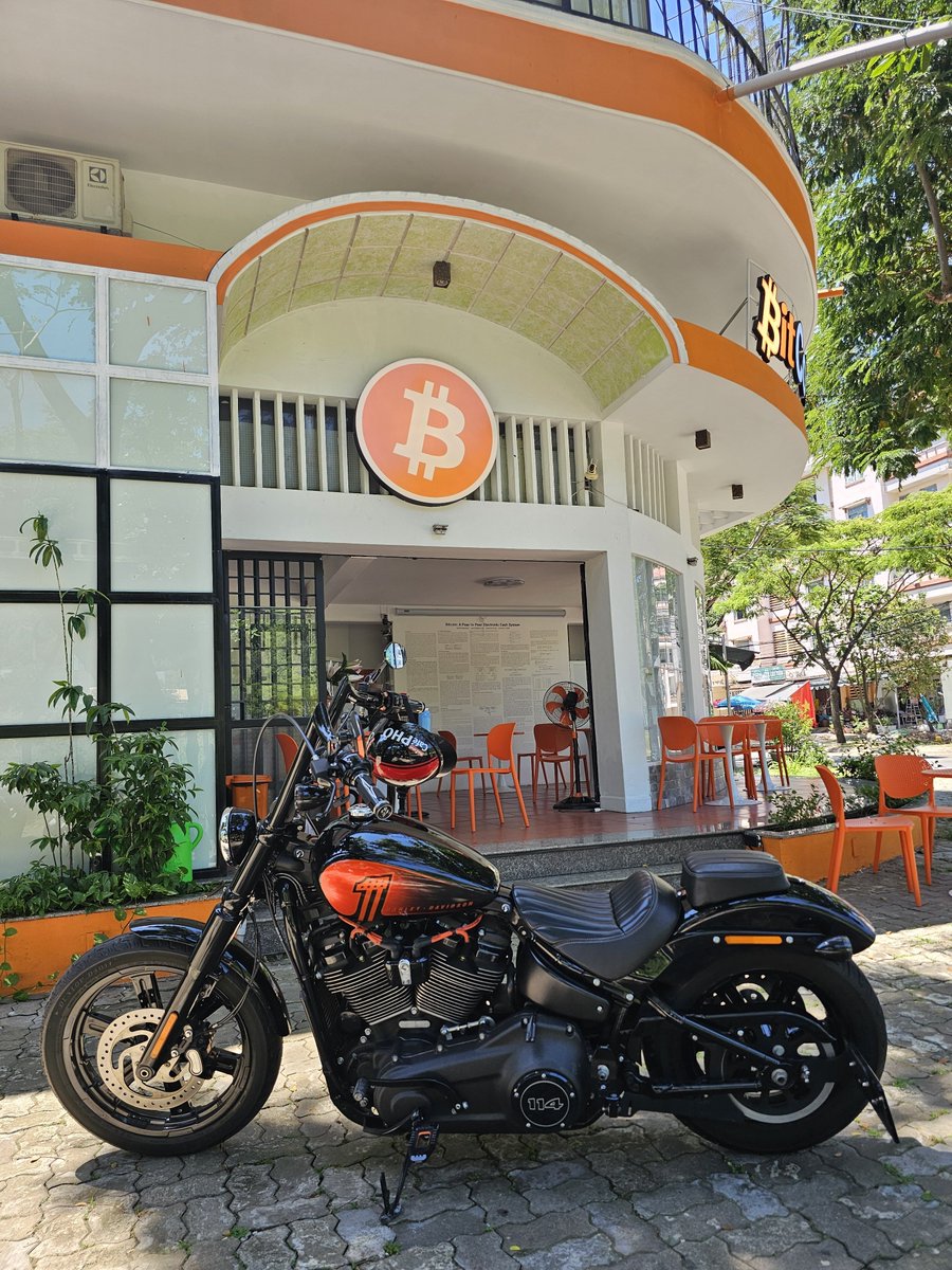 colbitcoin's tweet photo. Vendo la moto por #Bitcoin, solo propuestas serias.

😁 https://t.co/8FL5F2Fcnr