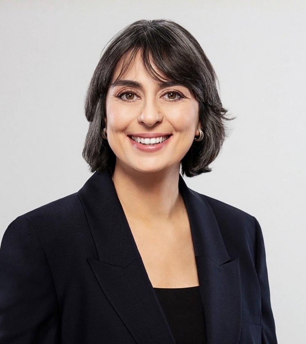 istbekliyor's tweet photo. 🚨 HATIRLATMA | Sinem Dedetaş, Recep Tayyip Erdoğan'ın konutunun bulunduğu Üsküdar ilçesini kazandığı için tam 62 gündür kuyu tipi cezaevinde. https://t.co/i40SRxezNh