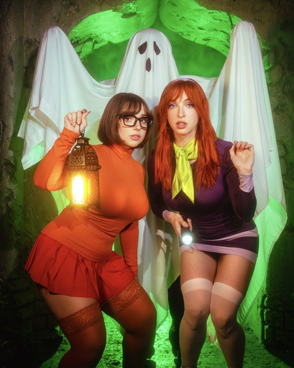 missbrisolo's tweet photo. what’s new scooby doo! 👻💓 

Velma: @serinide 
Daphne: me https://t.co/D5zVgiFnkB