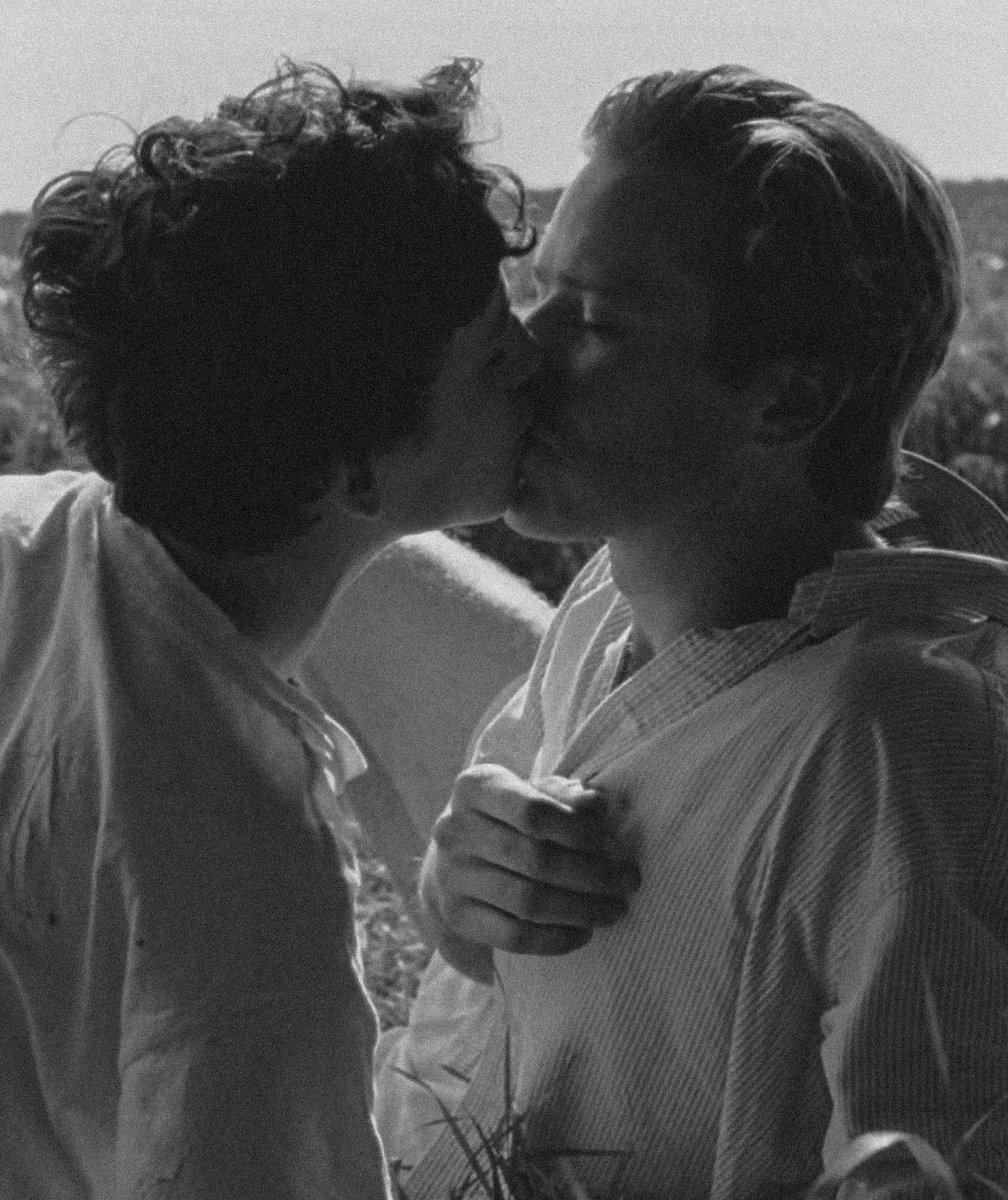 needledove's tweet photo. Joncon and Aegon   aw yayy https://t.co/uQh2ym0K8V