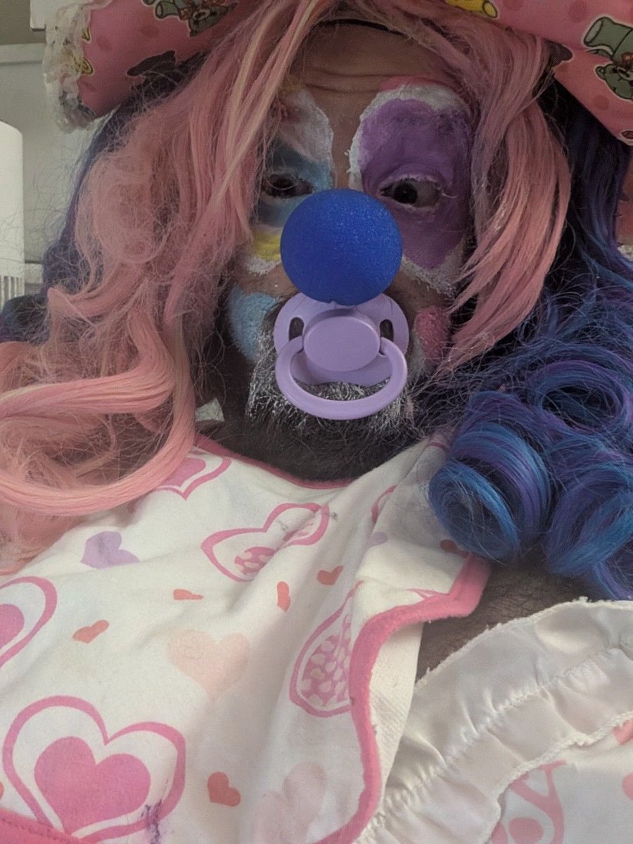 imstonedchat's tweet photo. 🤡 RT Game Round 2 🤡

$2/2/2
1 hr
2 comments each

Clowny keeps coming back for more, naturally I have to expose her and have you guys see her pathetic sissy self. 😂 https://t.co/09cQHGmurD