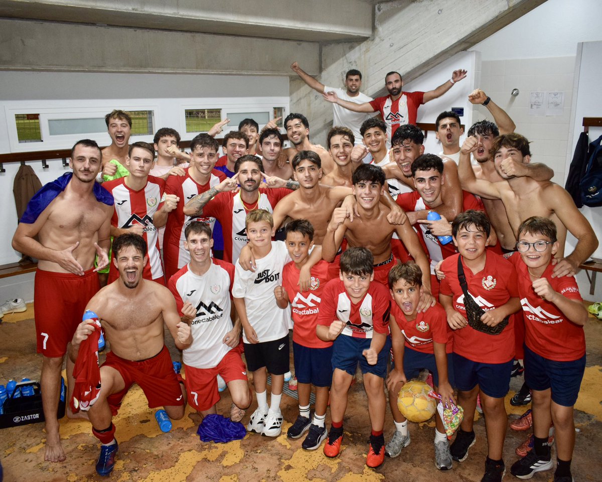 EsportsIB3's tweet photo. 🥳 El @cemanacor està de festa!!!

🏆 Jugarà contra un Primera Divisió a la Copa del Rei

🆚 @VillarrealCF, @valenciacf, @LevanteUD, @elchecf i @MalagaCF, possibles rivals https://t.co/2zcRVO0s2f