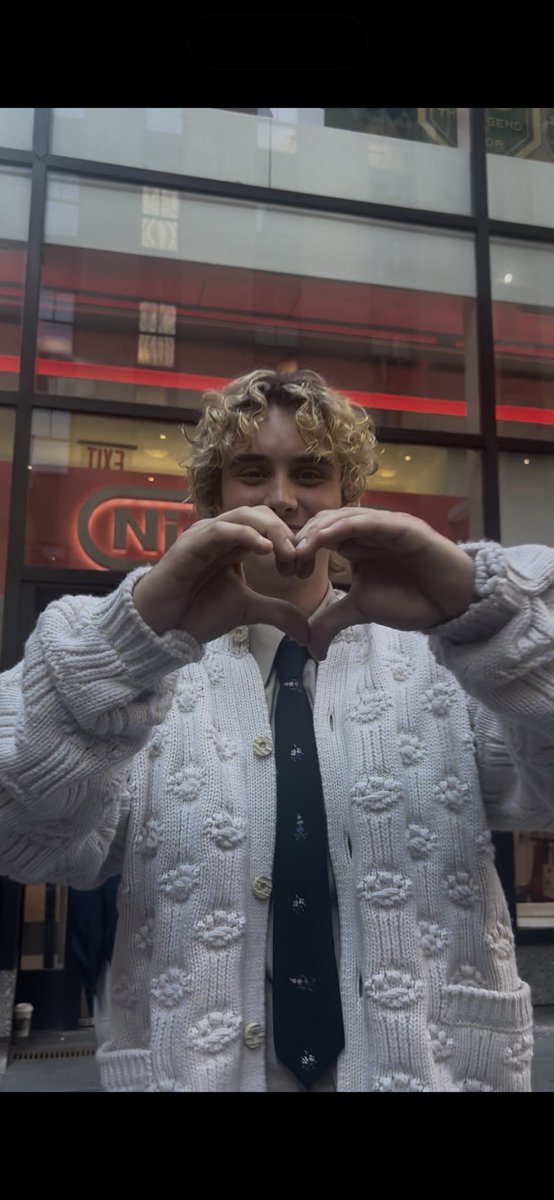 bibaddie98's tweet photo. I really can’t process right now. This man is a cinnamon roll okay? Joseph Zada really is the people’s prince. https://t.co/YYk0XDeeMM