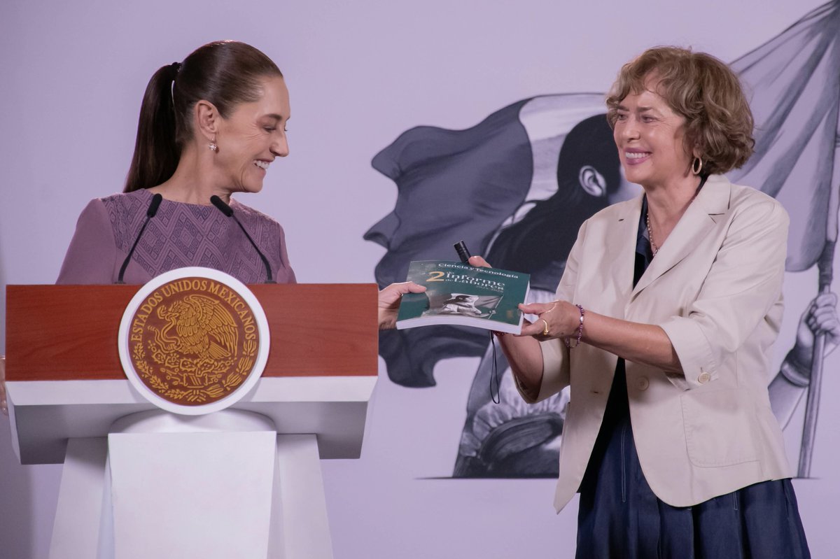 rosauraRuiz4's tweet photo. En Conferencia Mañanera junto a la Presidenta @Claudiashein, presentamos el informe de resultados del sector científico, humanístico, tecnológico y de innovación del @GobiernoMX.

Proyectos estratégicos; colaboración intersectorial con academia, gobierno e iniciativa privada; redes de trabajo conformadas por expertos; más plazas y una inversión histórica en investigación, desarrollo tecnológico, becas y apoyos para estudiantes de posgrado, son algunos de los principales logros de la @Secihti_Mx.

Cuando el conocimiento y la colaboración se multiplican, México se transforma.
