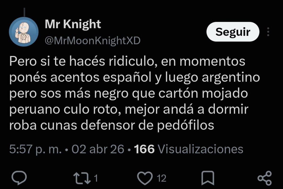 Asterion214's tweet photo. Miren se estan peleando dos xenofobos. https://t.co/C7Ja8xJ38u