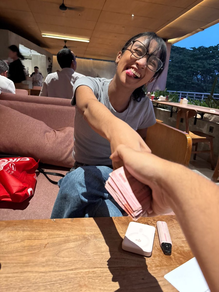 Kolorterbang69's tweet photo. Kapan lagi kita yang disawer https://t.co/TWhsdKABiK