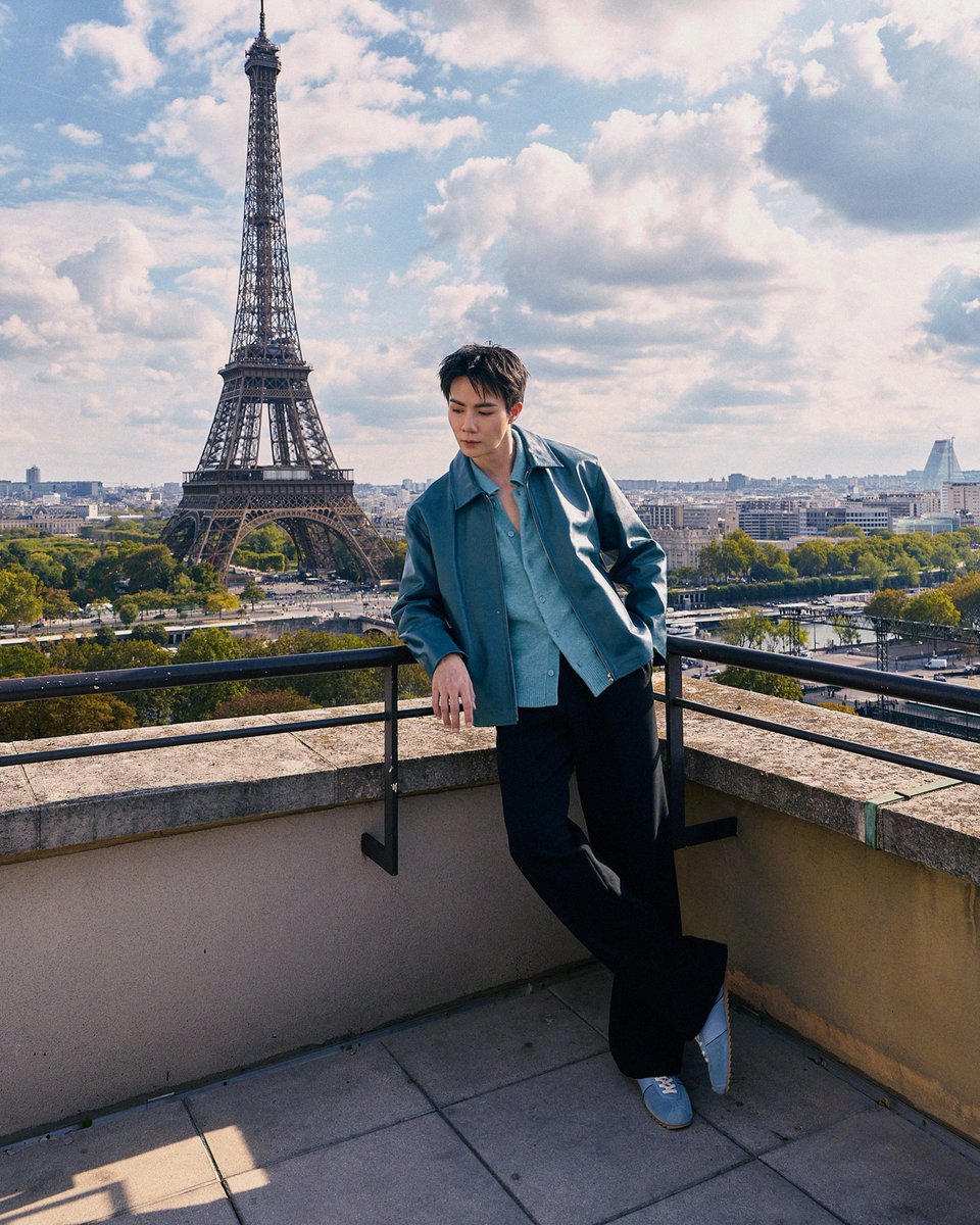 zeenunewmx's tweet photo. #Daily_ZNNMx
📲|| @zee_pruk vía Instagram Feed (1/3)

💬: Happy to be at the SANDRO SS27 Collection Preview in Paris. It was a privilege to experience the collection in the inspiring surroundings of the Cité de l'Architecture et du Patrimoine. Blending the worlds of fashion and architecture, the presentation showcased refined tailoring, sculptural silhouettes and modern elegance, all infused with SANDRO's unmistakable Parisian spirit.
🔗:https://t.co/VjMYL1vnik

🔁 No olviden dar me gusta, compartir y comentar 
​
ZEE PRUK PFW 2027
#SANDROxZEEPRUK
#Sandro #SandroParis

#ZeePruk #Zunshine #ซนซน