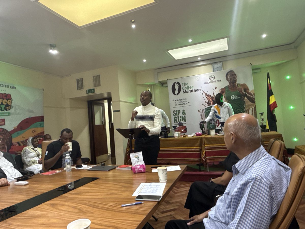 Mwesigwa_R's tweet photo. It was a pleasure giving my remarks at the Uganda High Commission in London today as we celebrated World Coffee Day🇺🇬☕️

Uganda Exports 7.6 Million bags of Coffee, supporting over 13 Million households. Uk imports 1.41 billion every year.

#WorldCoffeeDay #UgandaCoffee #UKUganda https://t.co/MZTnbplZso