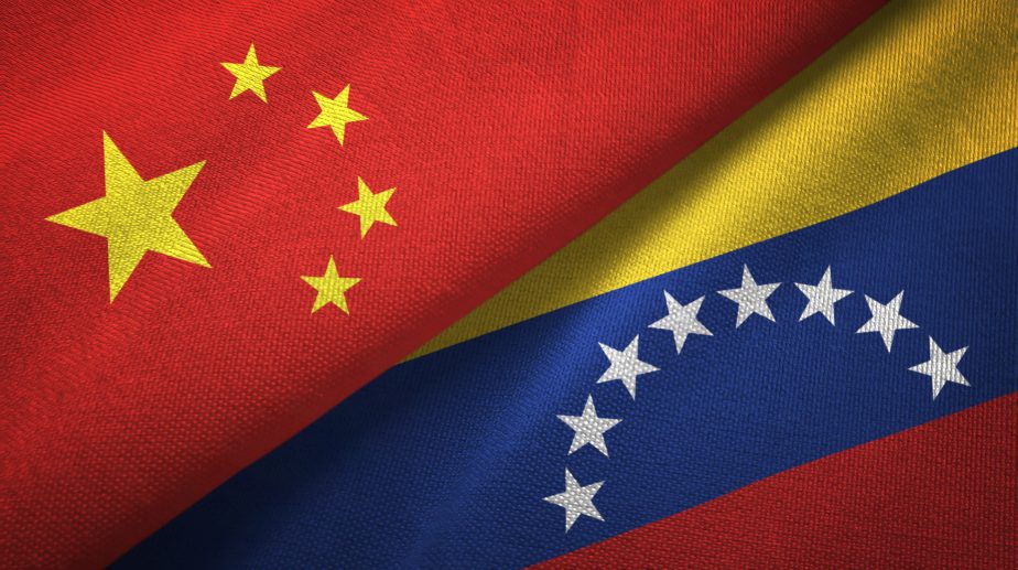 PartidoPSUV's tweet photo. PSUV felicita a la República Popular China en el marco del 77° aniversario de su fundación https://t.co/BF4k5ERTQH https://t.co/E6dUVabP0X