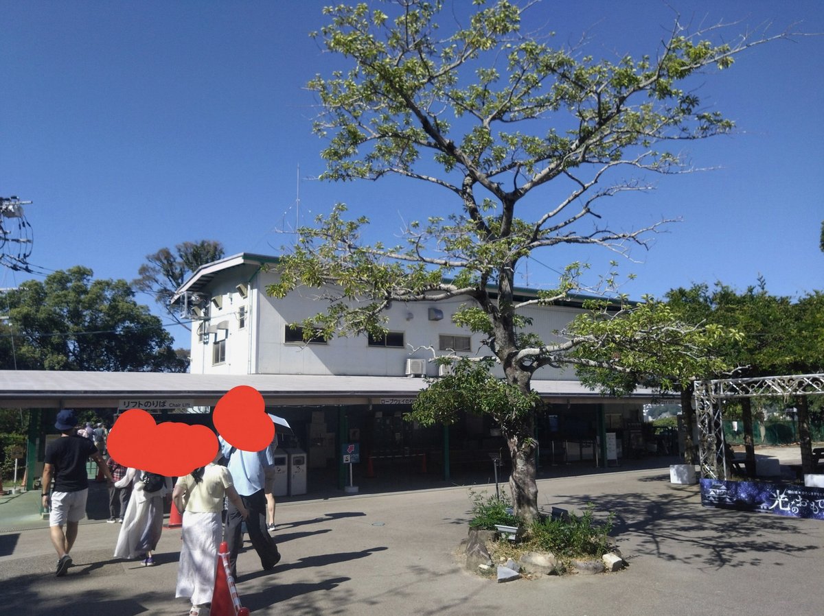 nancynelson_125's tweet photo. 泣きすぎて頭痛が痛いので寝ましょう。ちょっと時間置かないと2周目も聞けないや
ほんとに良いアルバムだなあ https://t.co/IsbEEn71W5
