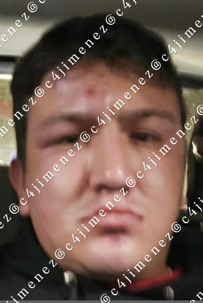 c4jimenez's tweet photo. DETIENEN a  CABEZA de la FAMILIA MICHOACANA en @TlahuacRenace 
Uriel Vázquez Rodríguez
Alias Cangreburguer
Es jefe del grupo criminal, cómplice de El Siete, ligados con asesinatos, extorsiones, drogas…
Agentes de @PDI_FGJCDMX lo ubicaron y detuvieron.
Ya está en @FiscaliaCDMX de Alto Impacto.
