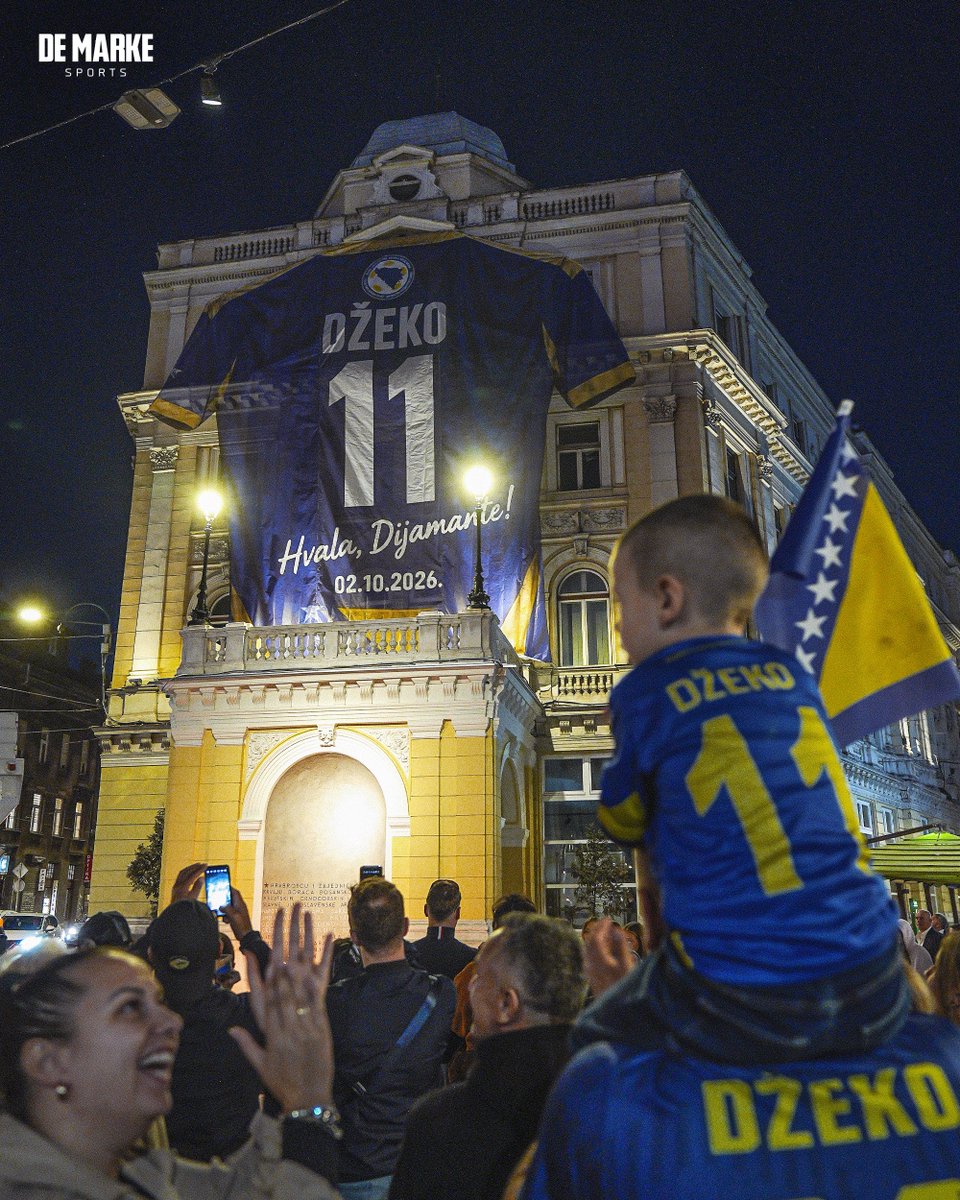 demarkesports's tweet photo. Bosna Hersek, kahramanına veda ediyor 💛 https://t.co/Mez2sij7n7