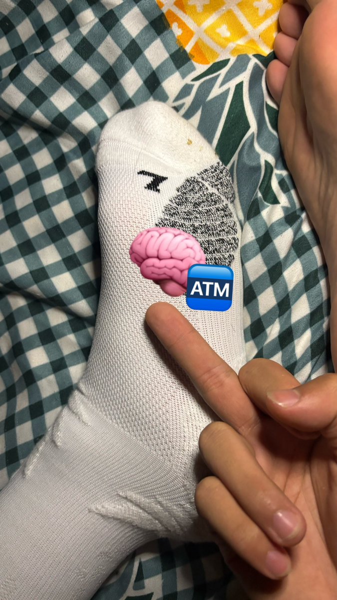 wowwowsos's tweet photo. 贱狗傻逼儿子 大半夜发骚主动给亲爹祖宗上贡   求亲爹祖宗粗口羞辱这个傻逼儿子    把你们的脑子都踩在脚下   踩着你们的脸给我吐钱傻逼   这样的儿子能不能多来点  主动给我发钱  能不能主动点给我吐钱 #白袜 #儿子 #祖宗 #亲爹 #祖宗亲爹 #傻逼 #贱狗 #atm #球袜 #直男Ｓ https://t.co/AmFnfDQA3s